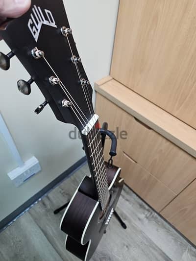 Guild OM-240CE acoustic electric guitar