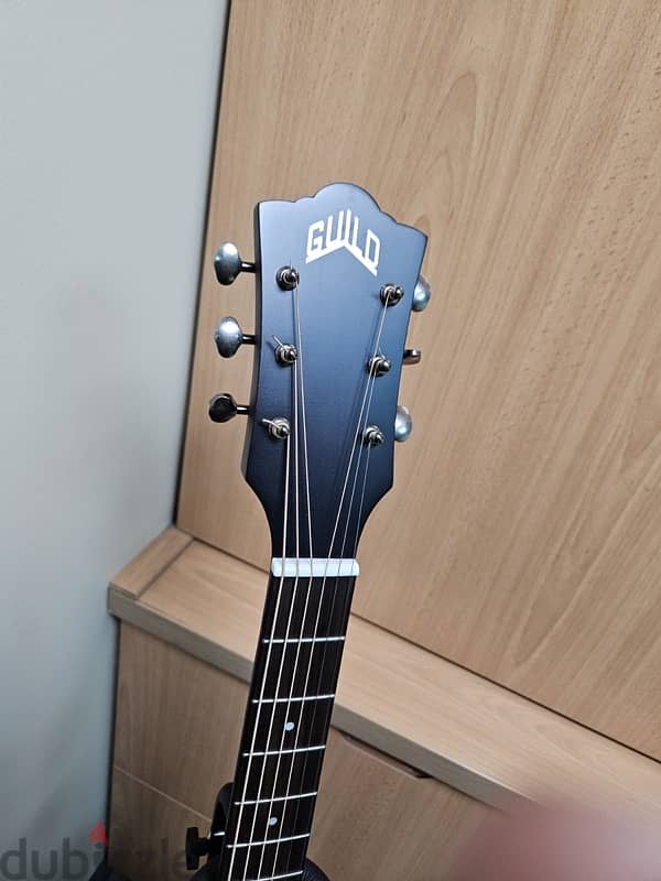 Guild OM-240CE acoustic electric guitar 5