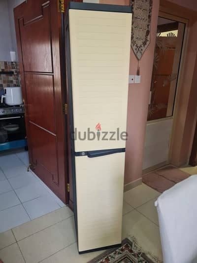 Single door plastic cupboard very good condition