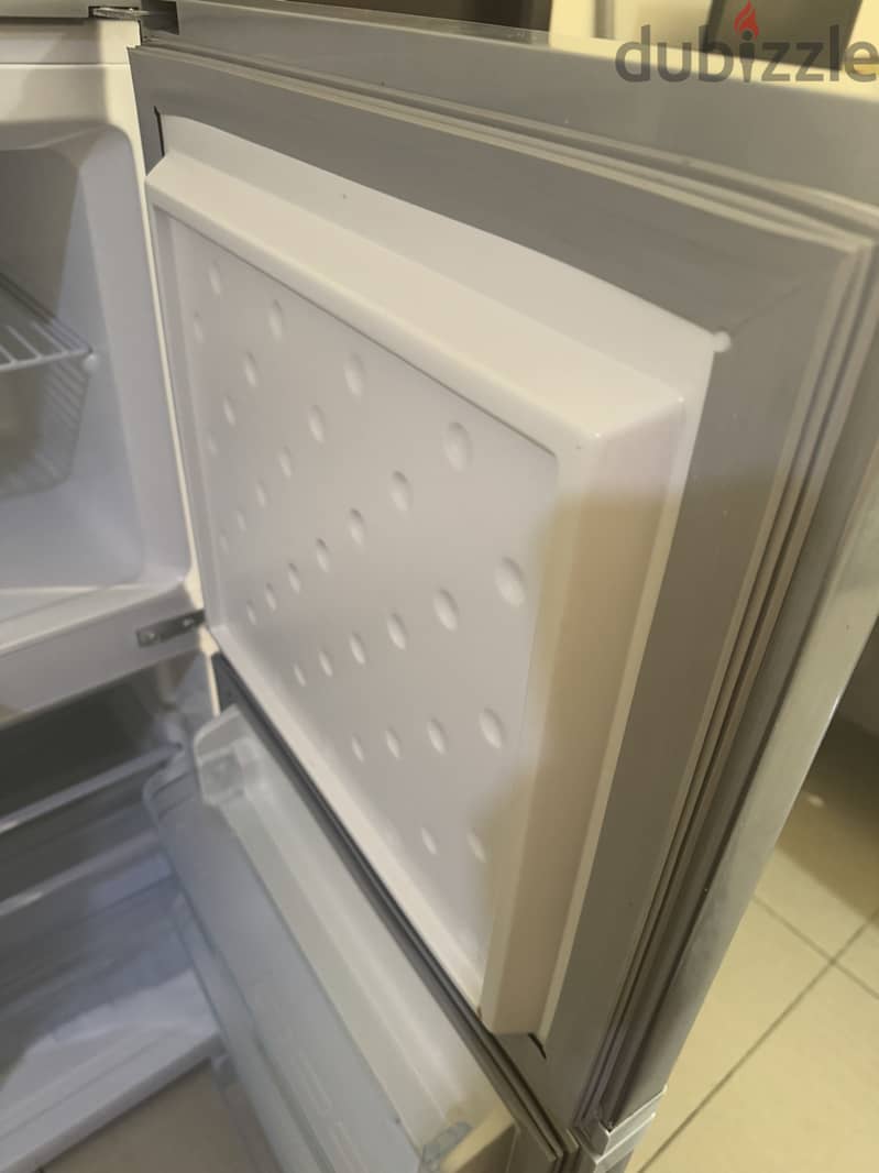 Small Refrigerator 4