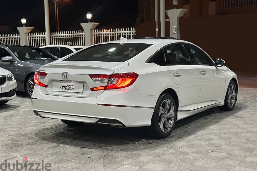 Honda Accord 2019 10