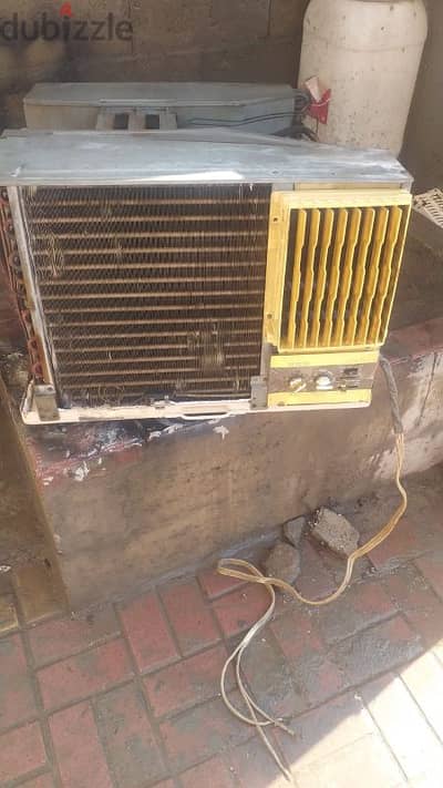 AC window 2 ton and spilt AC 1.5 ton for sale