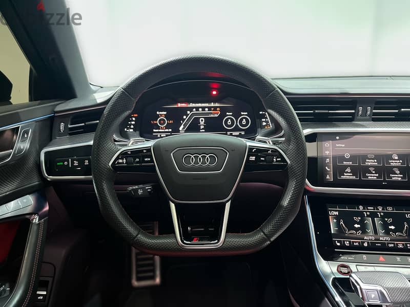 Audi RS6 2021 10