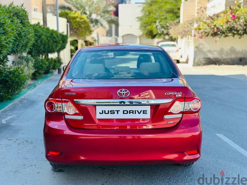 TOYOTA COROLLA 1.8L 2012 MODEL VERY WELL-MAINTAINED CAR 4