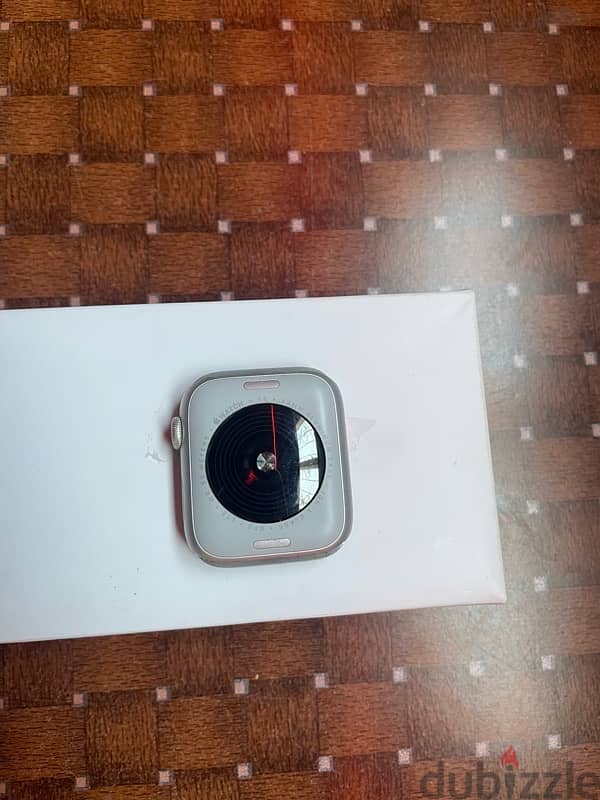 QUICK SEAL Apple Watch (2nd gen) 44mm silver aluminum case 0