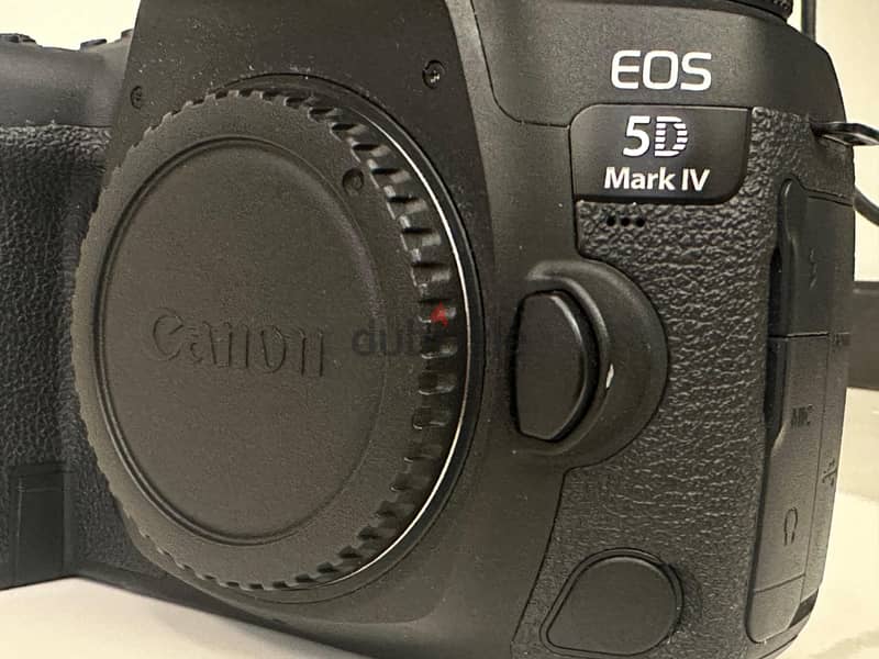 Canon EOS 5D Mark IV 30.4MP DSLR Camera Body 5