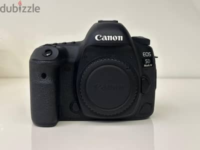 Canon EOS 5D Mark IV 30.4MP DSLR Camera Body