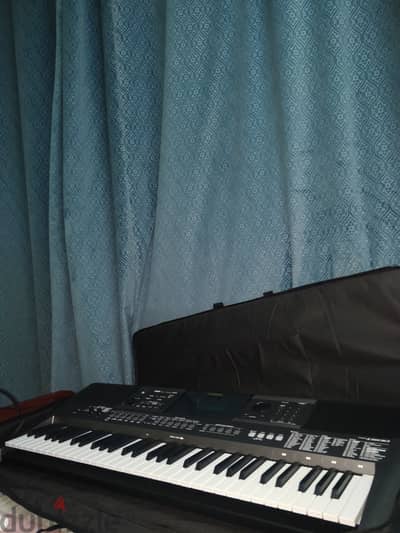 Yamaha Keyboard psr i500