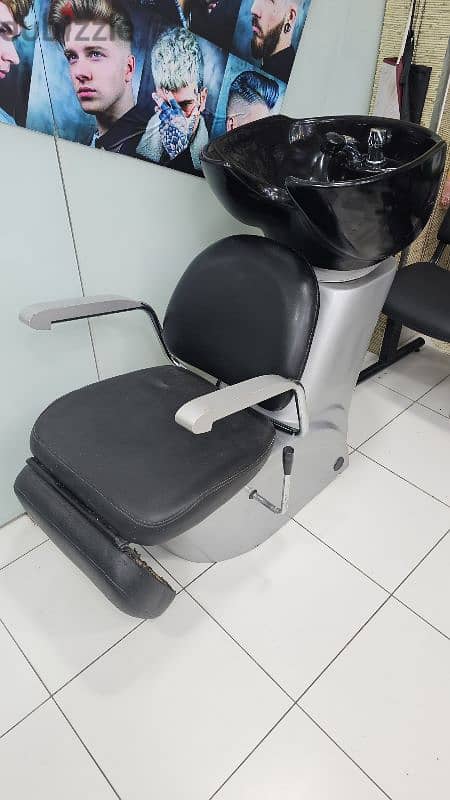 Salon Styling Chair and Hair Wash Chair Good condition 1