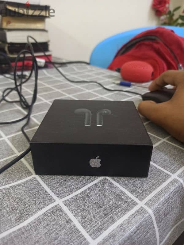 airpods 12bhd 2