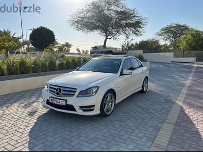 Mercedes-Benz C200 2012