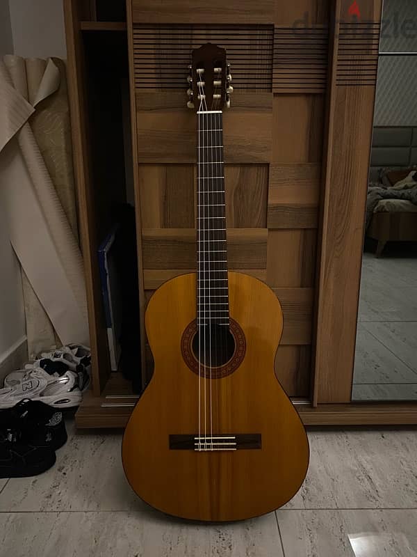 Yamaha classical guitar cx40 / جيتار ياماها 1