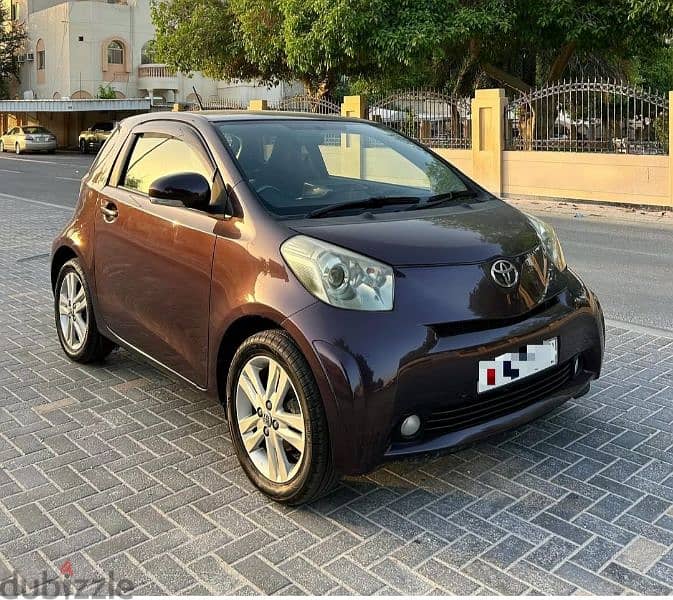 Toyota IQ 2011 0