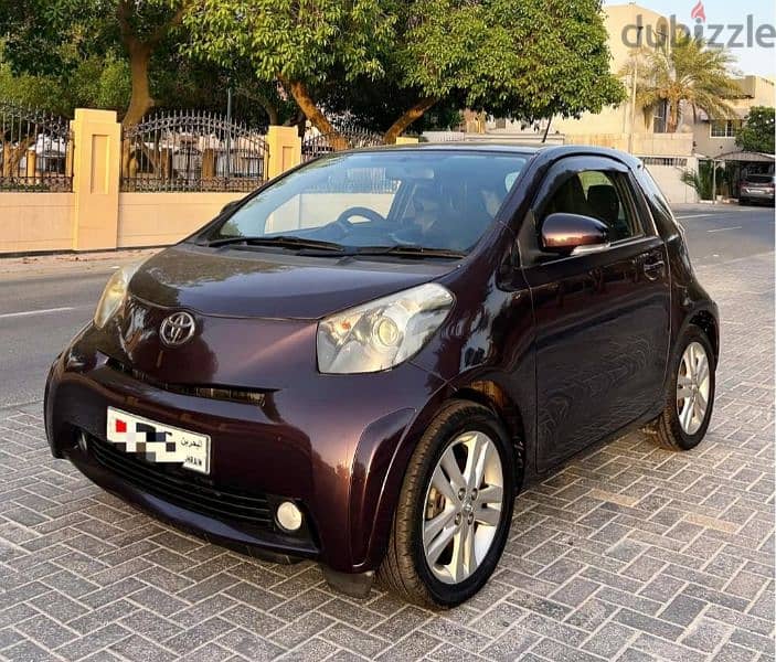 Toyota IQ 2011 1