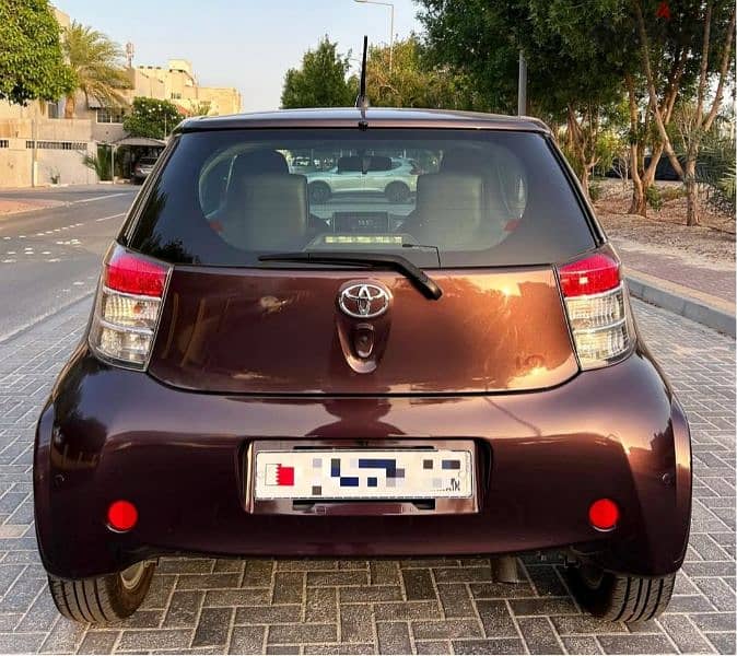 Toyota IQ 2011 5