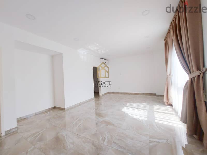 Very spacious 4 bedroom penthouse apartment with sea view for rent 6