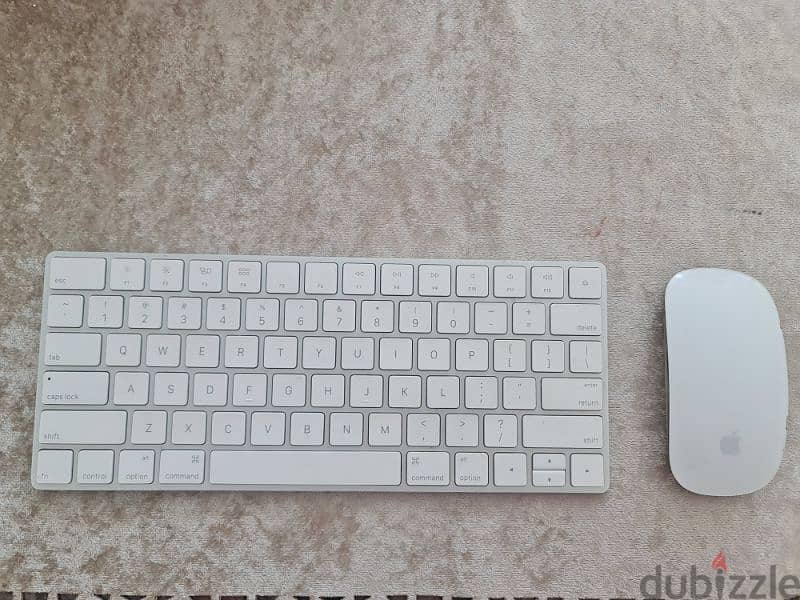 Apple majic keyboard & mouse 3