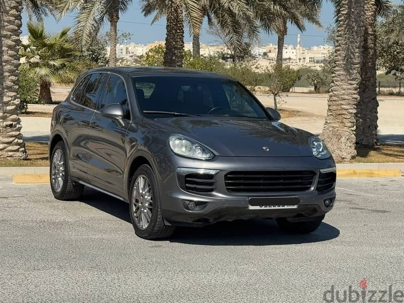 Porsche Cayenne 2016 1