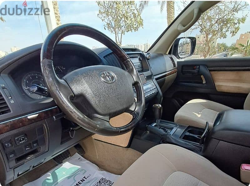 Toyota Land Cruiser 2010 5