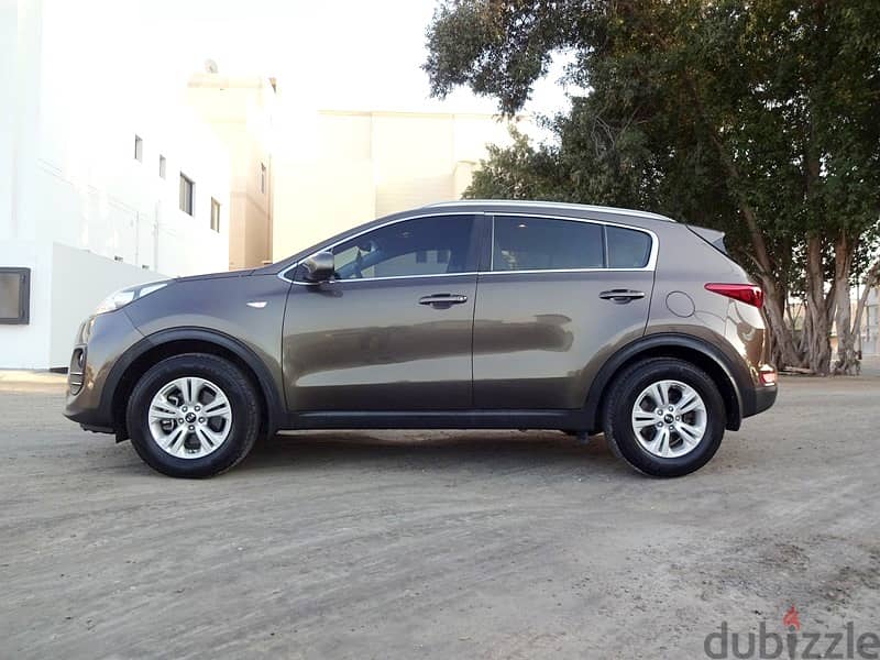 Kia Sportage GDI 1.6 L 2018 Brown Well Maintained Urgent Sale 4