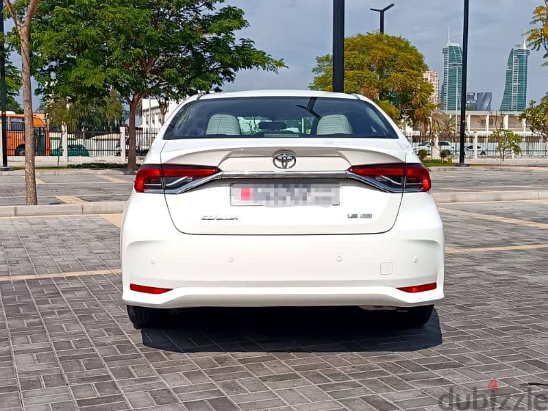 Toyota Corolla 2020 1.6XLI Single Owned Excellent Condition Car Sale 3