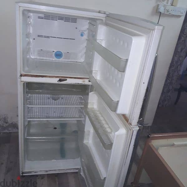 Fridge 450litre Sharp in working 28bd 1