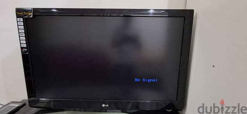 LG LCD Sleek Design 30 series 0