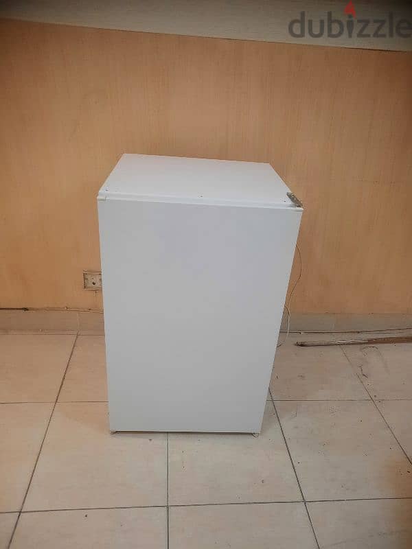 small fridge for Sall Sam new little use 0