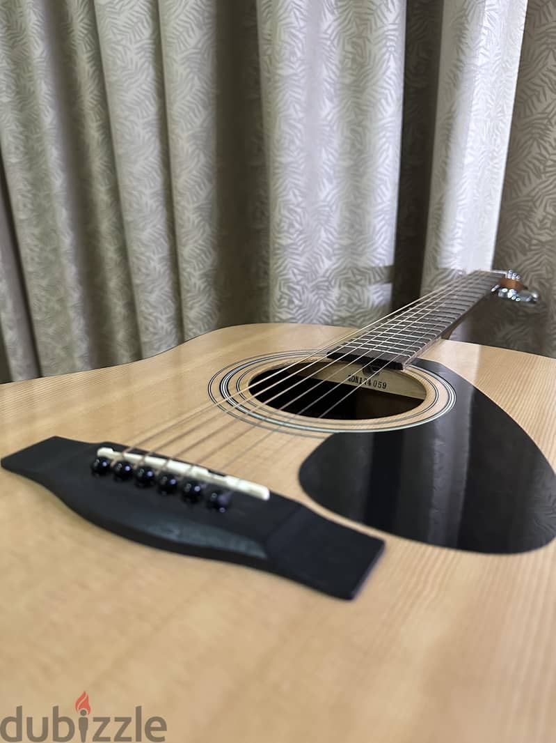 Yamaha F310 Acoustic Guitar 1