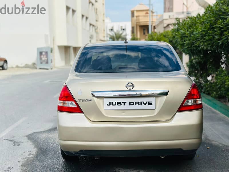 NISSAN TIIDA 2009 MODEL WELL-MAINTAINED CAR 4