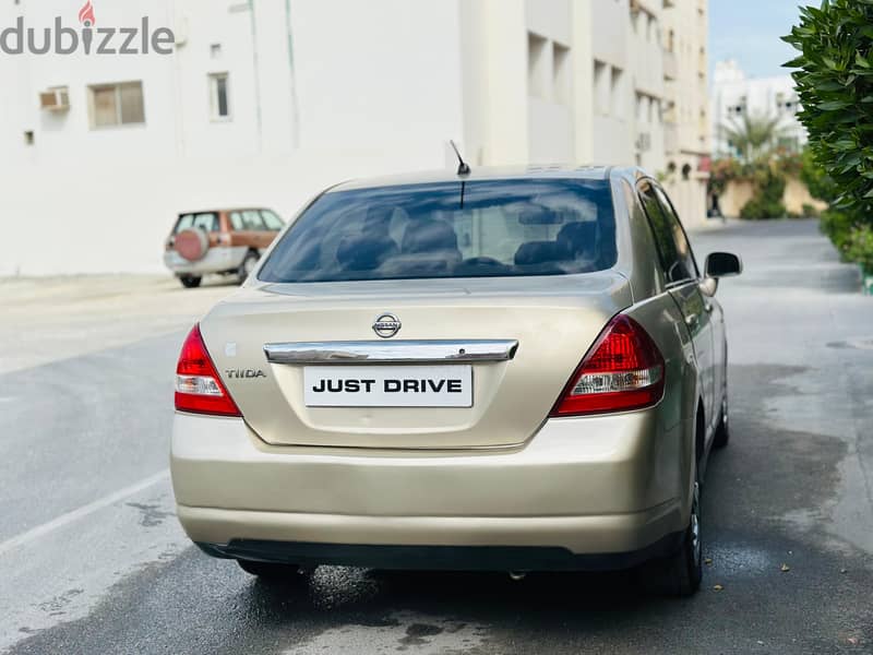 NISSAN TIIDA 2009 MODEL WELL-MAINTAINED CAR 6