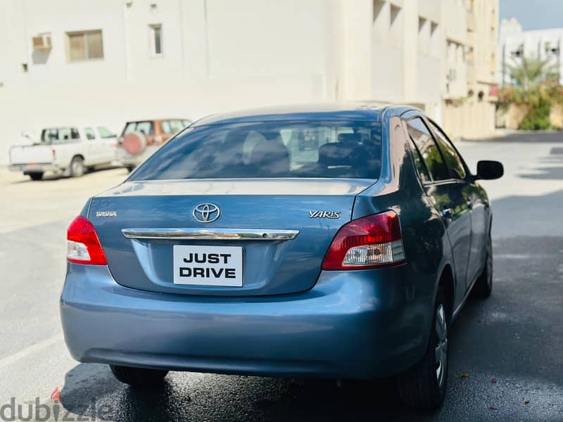 TOYOTA YARIS 2009 MODEL WELL MAINTAINED CAR 6