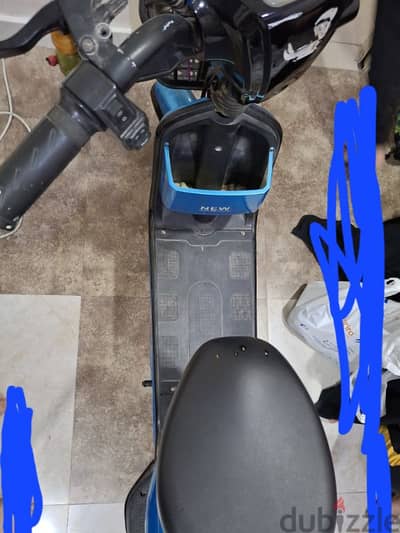 electric scooter in mint condition for sale