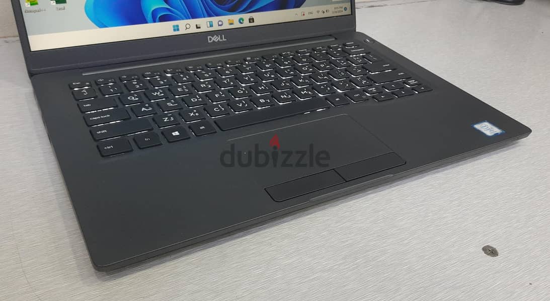 DELL Core i7 8th Generation Touch Laptop 32GB RAM 16GB Graphics shared 3