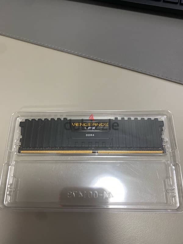 Corsair 8GB DDR4 RAM 2400MHz 0