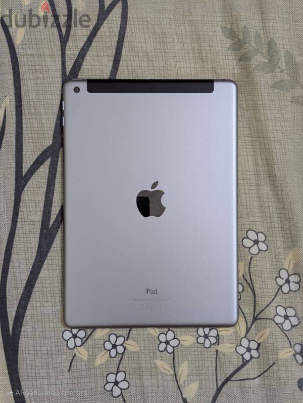 Apple iPad 9.7" (Cellular) 5