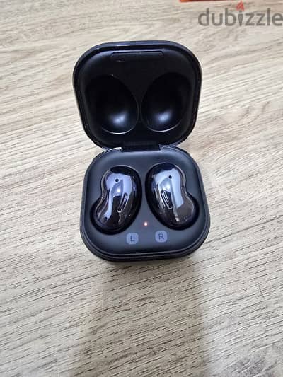 Samsung Buds Live