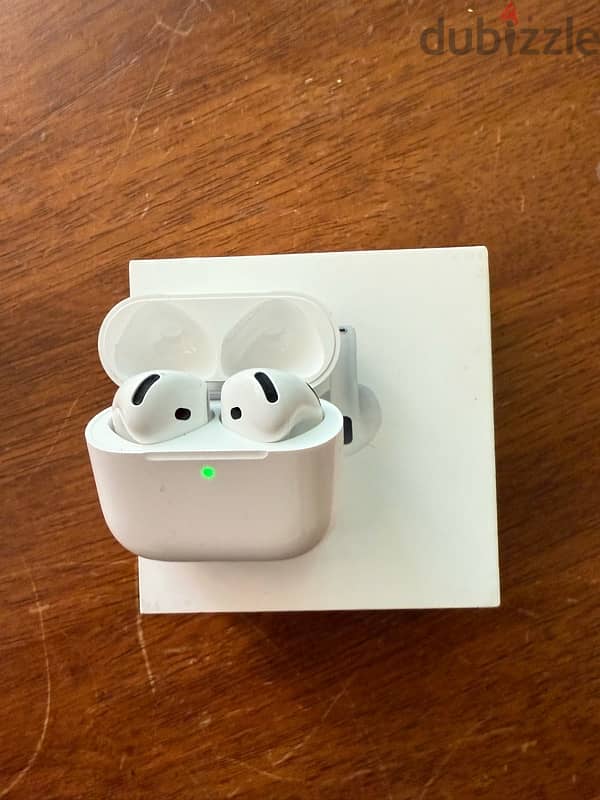 Apple Airpods 4 with Noise Cancellation 2