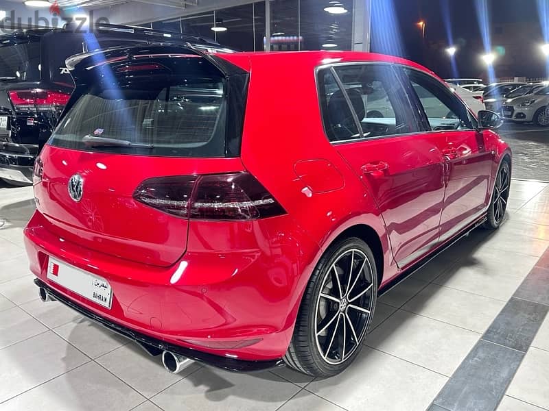 2017 Volkswagen GTI Clubsport 3