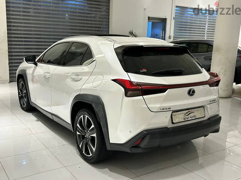 Lexus UX 200 MODEL 2019 LOW KM RUNNING CAR FOR SALE 3