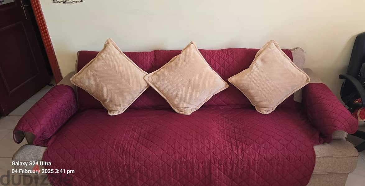 3 seater cushion sofa 0