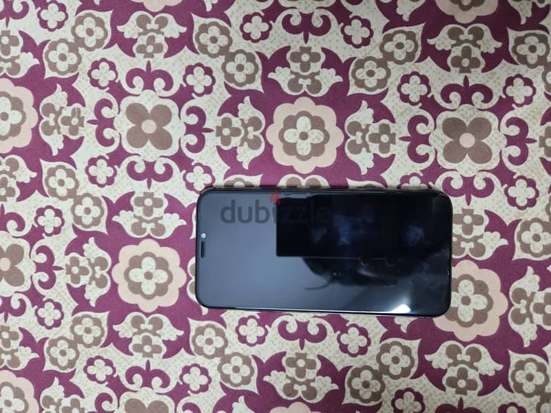 IPhone xs 256 gb for sale in good condition back glass broken 0