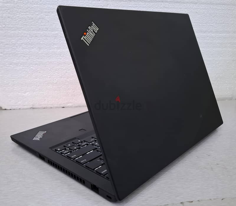 LENOVO i7 8th Generation Laptop 16GB RAM 14" FHD Display Same as New 6