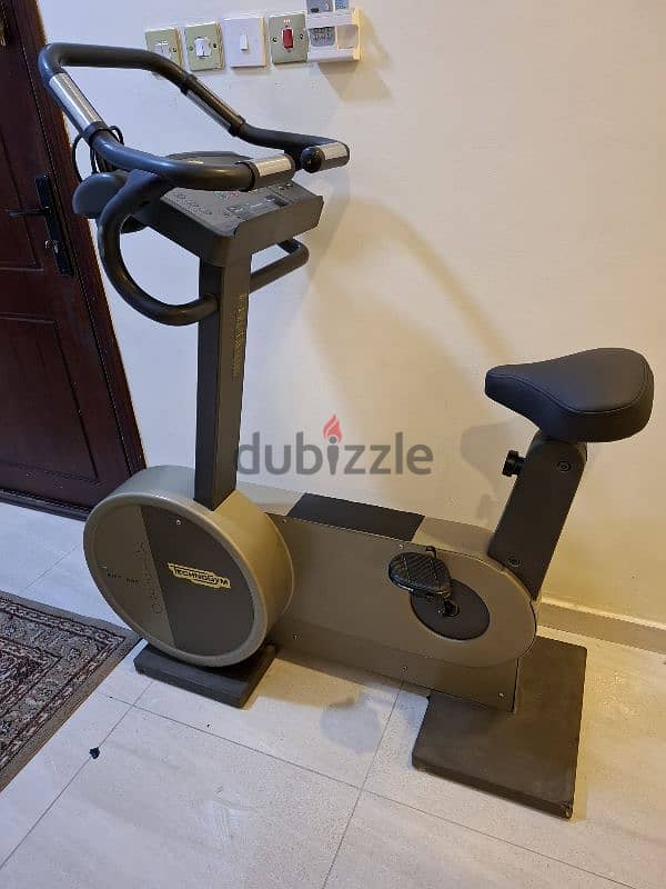 Upright  Heavy Duty TechnoGym  Bike 600 2