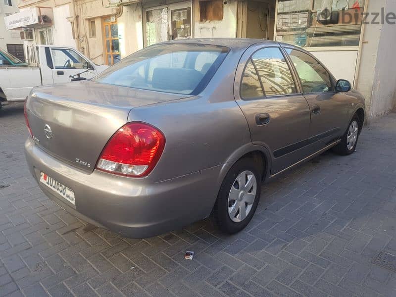 Nissan sunny 2011 1