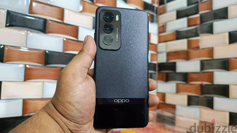 OPPO Reno 12 pro 5g 512gb +12ram 1