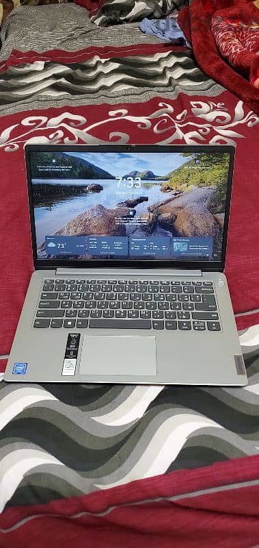 Lenovo Laptop 1