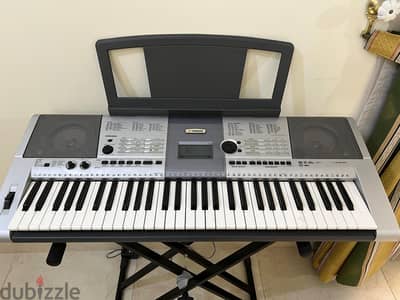 Yamaha piano PSR-1425 for sale