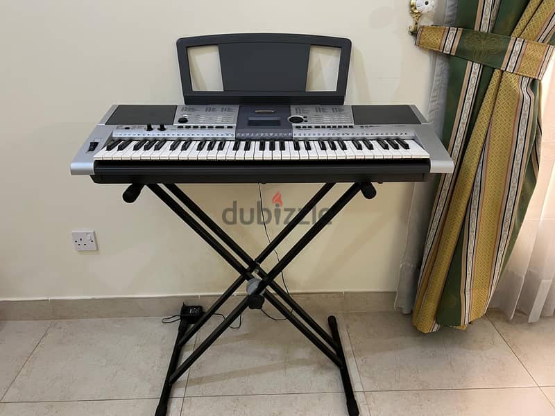 Yamaha piano PSR-1425 for sale 1