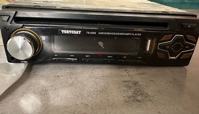 car dvd player 2